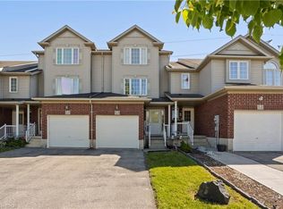 229 Parkvale Dr, Kitchener, ON N2R 1Y8