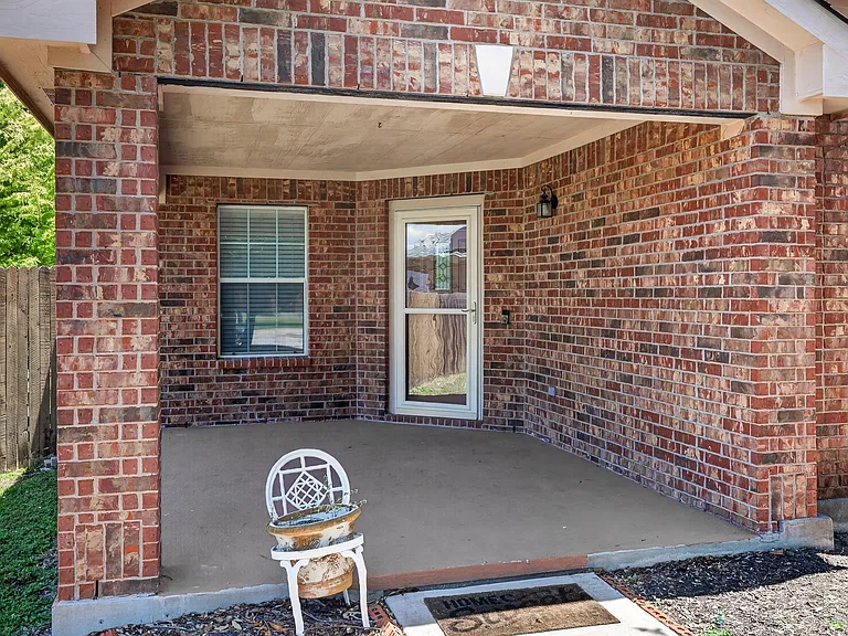 315 Waterlily Way — Photo 4