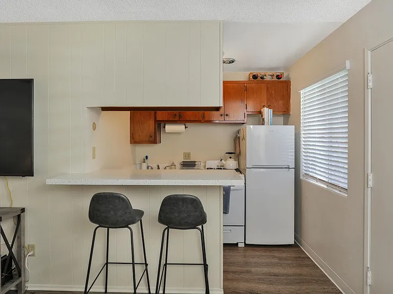 1551 Chalcedony St — Photo 6