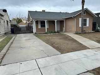 1st image of 4670 E Illinois Ave