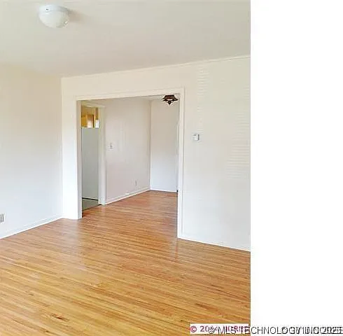 3 bed, 1.0 bath, 996 sqft, $1,450 — Photo 4