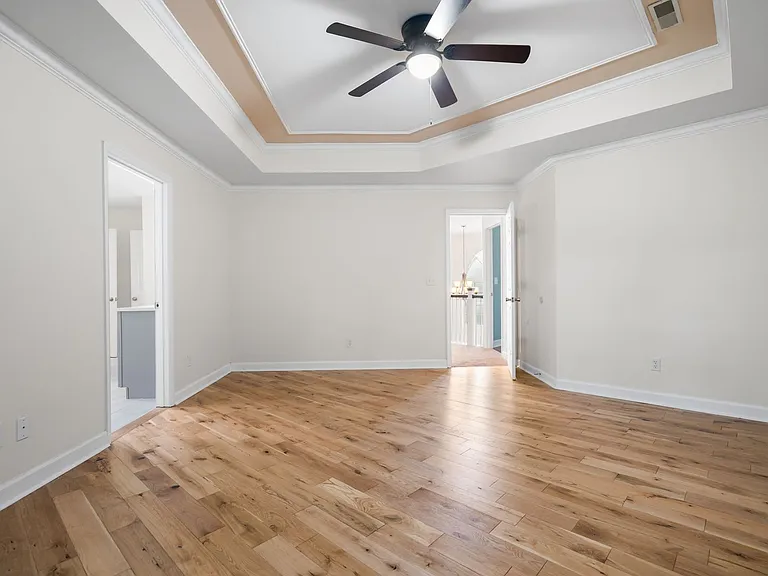 1004 Austin Ct — Photo 22