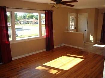 3rd image of 1757 S Oakhill Ave