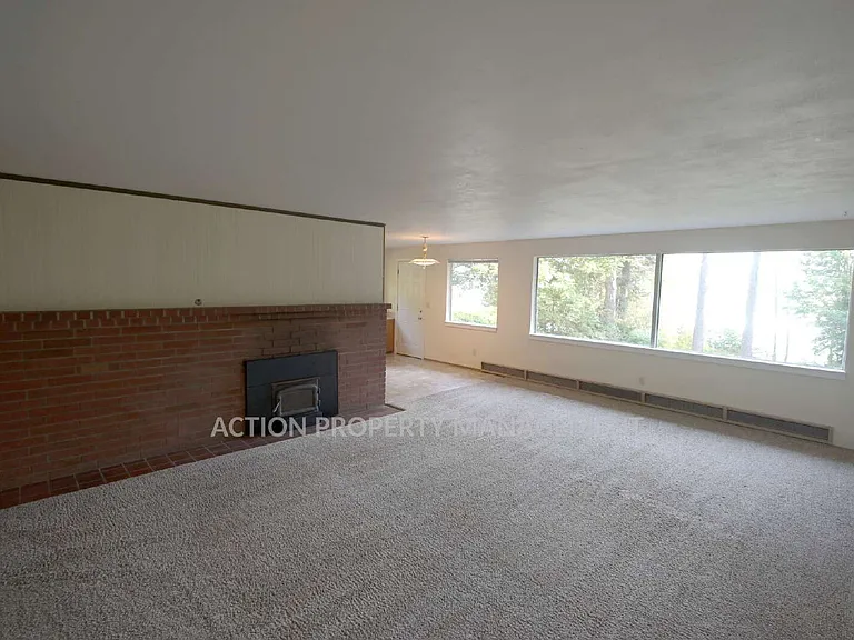 252 Schindler Rd — Photo 6
