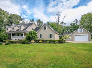 12330 Waterfowl Ln, Chardon, OH 44024