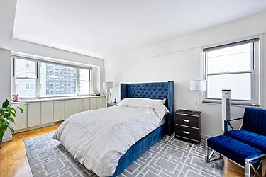 Rented by AVENUE 8 INC