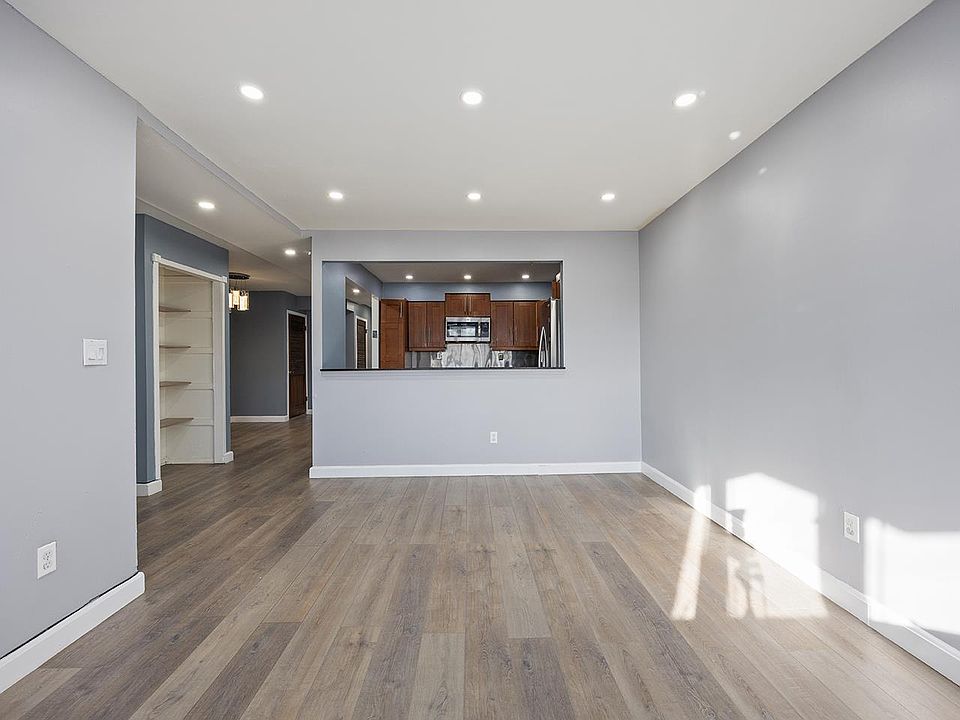 1st image of 7931 Seaview Ave #B1