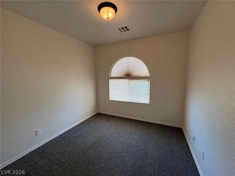 8944 Briar Bay Dr — Photo 4