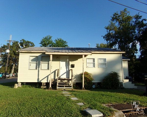 1st image of 501 Levron St