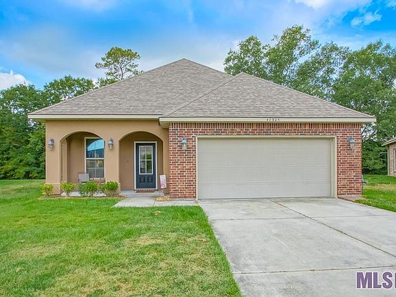 2nd image of 42305 Lakestone Dr