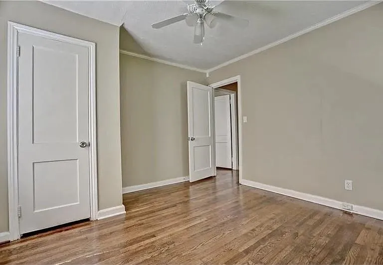 127 Sisson Ave — Photo 4