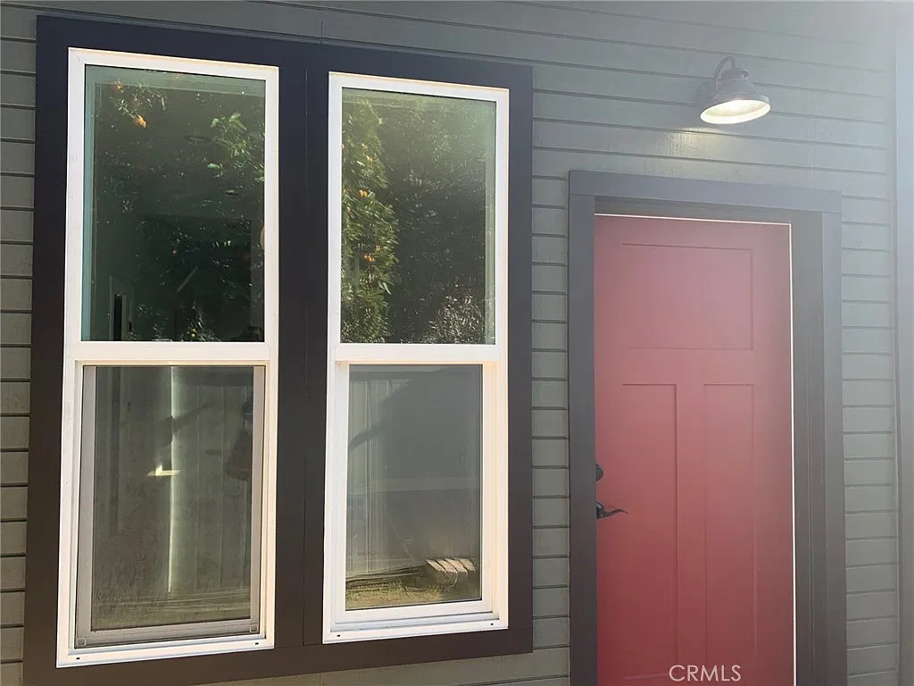2 bed, 882 sqft, $2,750 — Photo 2