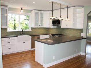 10 E Pueblo St, Santa Barbara, CA 93105