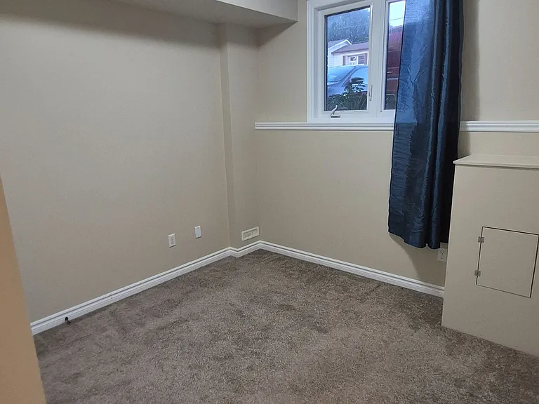 225 Riddell St #22 — Photo 13