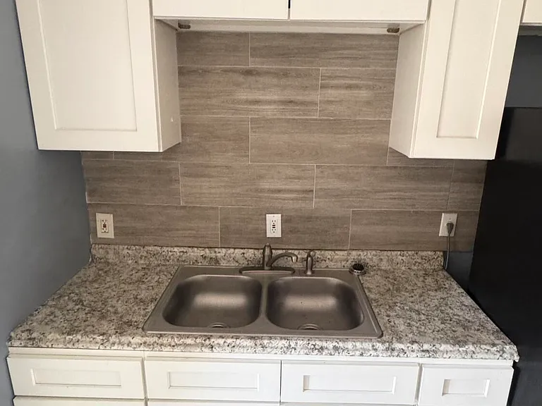 1052 Maynard St #1056 — Photo 3