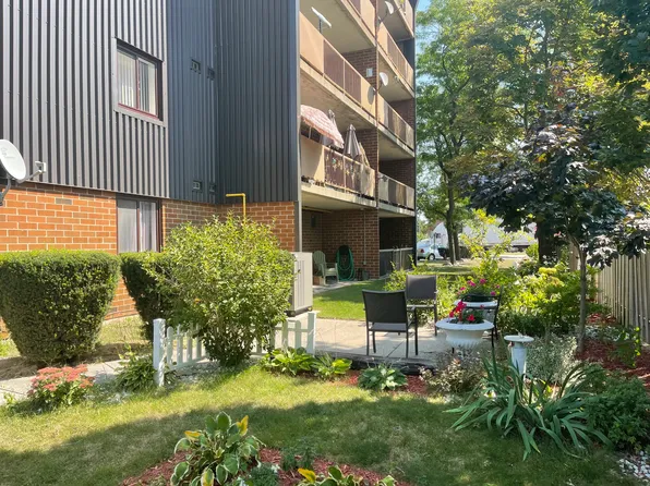 Christina Apartments