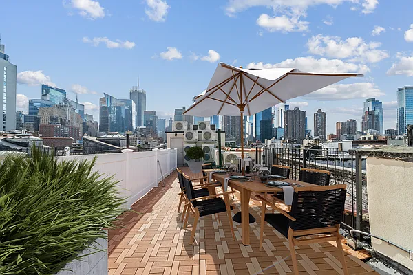 Rented by Vector New York, LLC | media 34