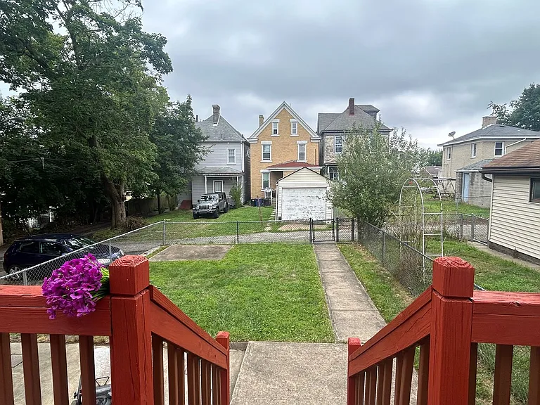3255 Ashlyn St — Photo 30