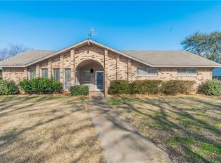 1414 Roman Rd, Grand Prairie, TX 75050
