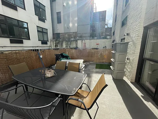 Rented by MySpaceNYC | media 1