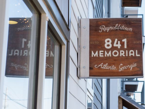 841 Memorial Dr SE #405