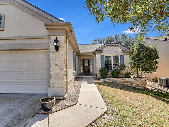 3rd image of 305 Lake Sommerville Trl