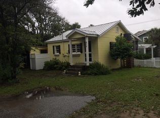 817 E Ashley Ave, Folly Beach, SC 29439