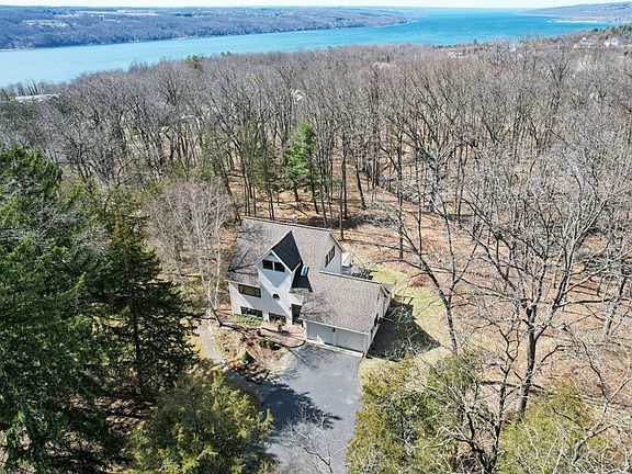 2nd image of 30 Burdick Hill Rd