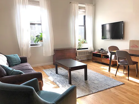 Rented by Owner | media 21