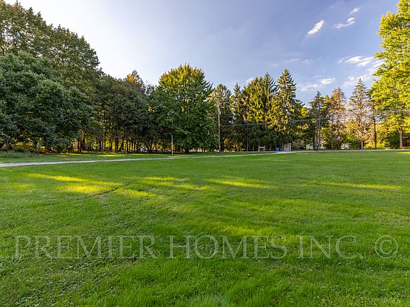 2nd image of 1280 Lockwood Rd Unit 2