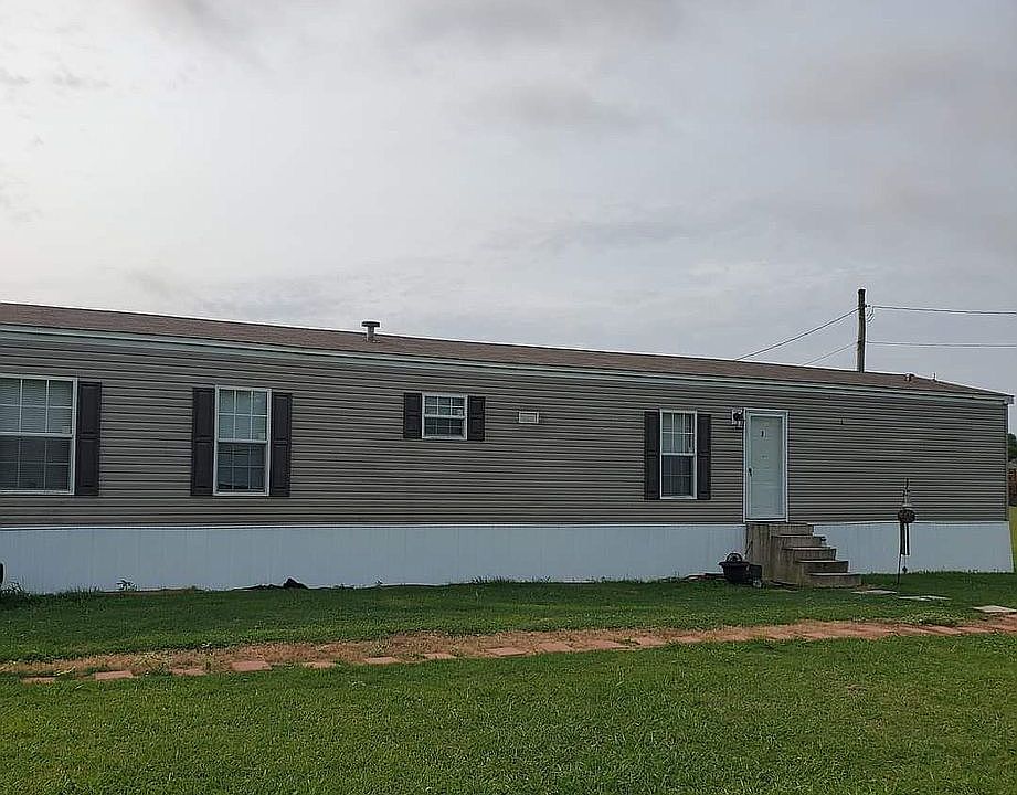 1st image of 456 Sarah Cir