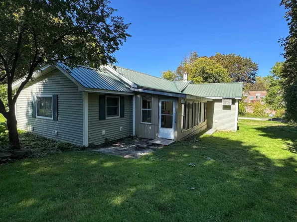 2 North Street, Bennington, VT 05257