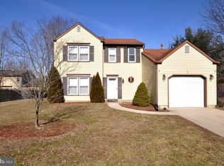 7 Millbank Ct, Voorhees, NJ 08043