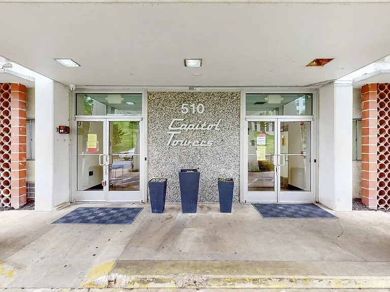 510 Gay St #915 — Photo 4