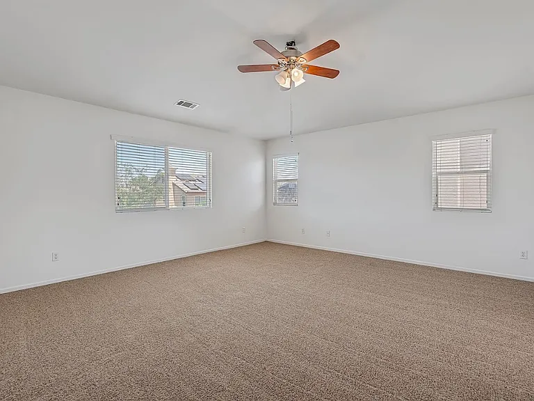 4731 W Avenue J4 — Photo 14