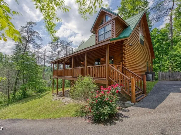 2329 Willow Ln, Sevierville, TN 37862