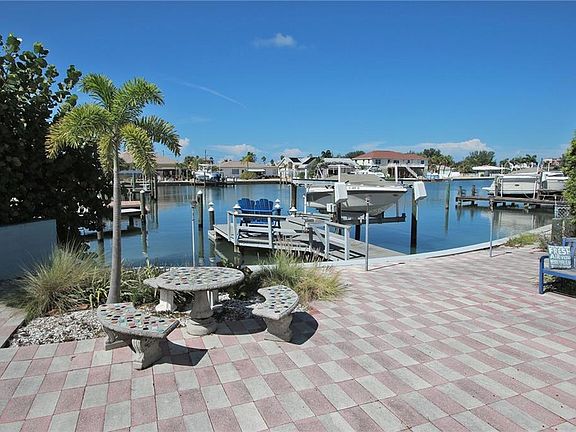 3rd image of 8010 Gulf Blvd