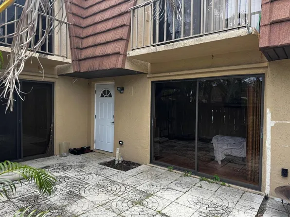 1302 Nebraska Ave APT 6A, Fort Pierce, FL 34950