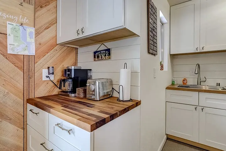 785 Seneca Dr — Photo 4