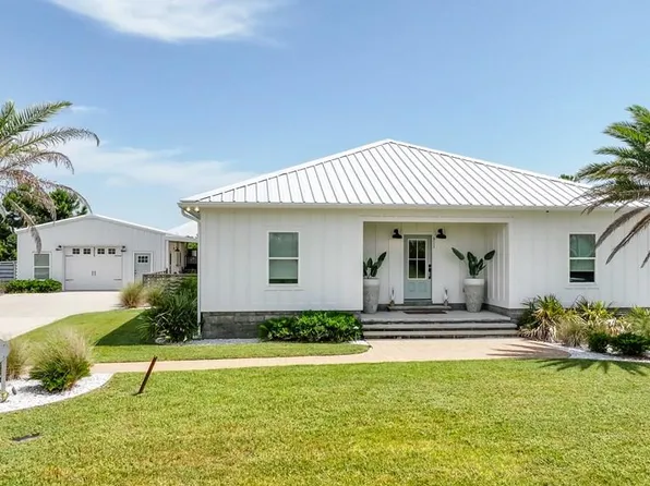 311 Bailey Ln, Mexico Beach, FL 32456