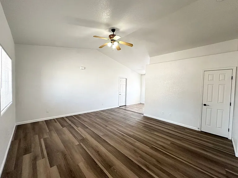 2647 Simms Ave — Photo 6