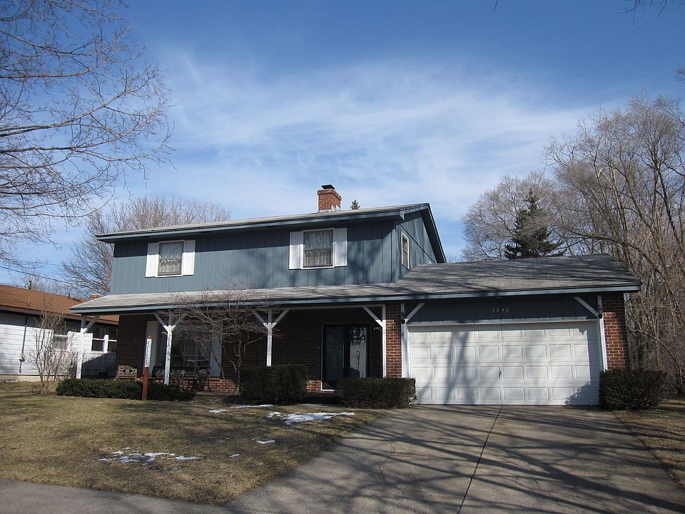 1st image of 2246 Briar Hills Dr NE
