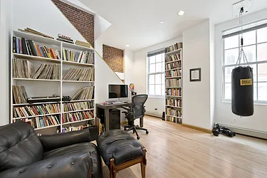 Rented by Nest Seekers International