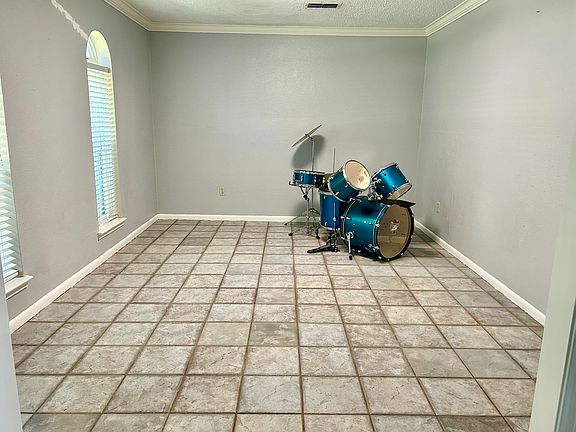5th image of 118 Dorado Dr