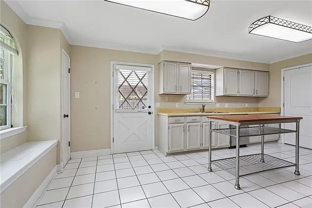 505 Raspberry St — Photo 9