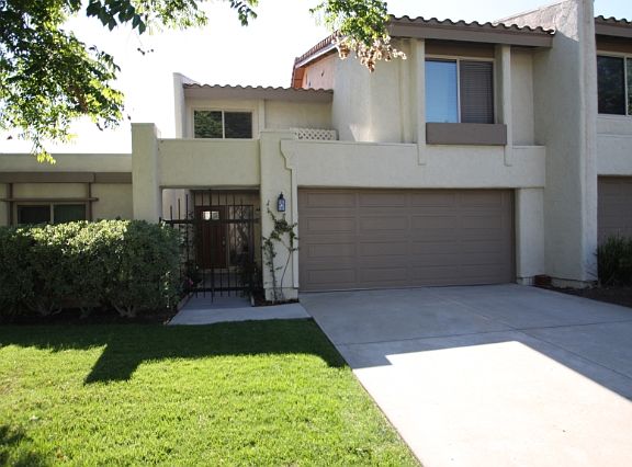 3rd image of 783 N Shadow Lake Dr