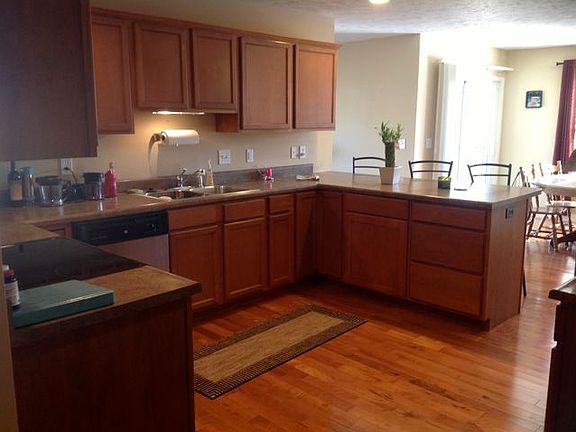 3rd image of 8908 N Scrimshaw Dr