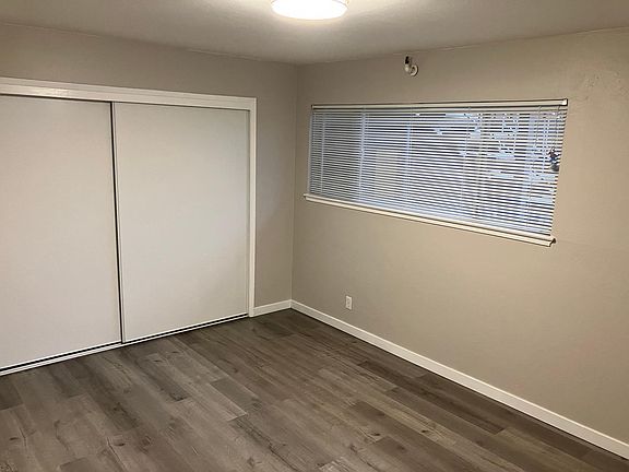 5th image of 231 Price St #2
