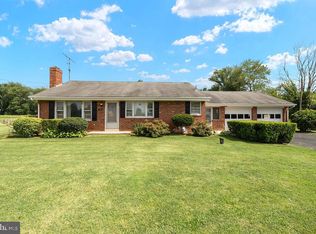 661 Brickyard Rd, New Oxford, PA 17350