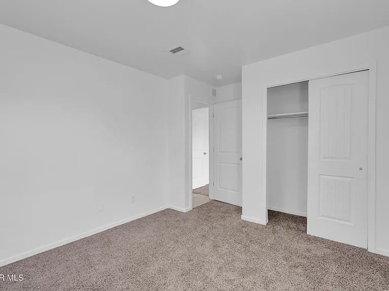 13095 Emerald Hills Ave — Photo 24